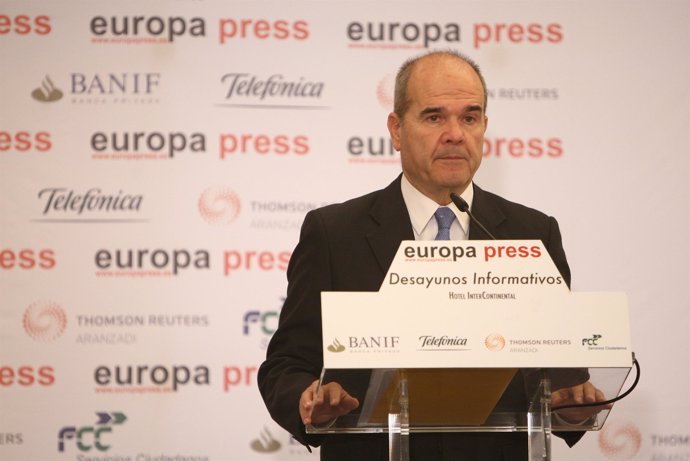 Manuel Chaves, en los desayunos de Europa Press