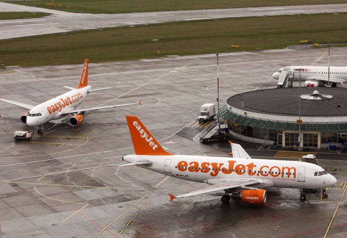 Aviones de la linea aérea Easyjet