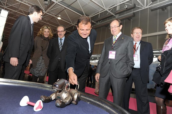 El conselleiro de Economía e Industria, Javier Guerra, visita SITE