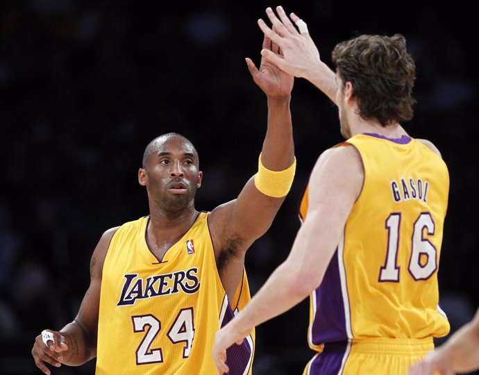NBA/ Kobe Bryant Pau Gasol LA Lakers
