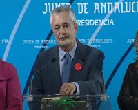 Griñán aboga por una voluntad de "diálogo" de las partes en la Mesa de la Función Pública