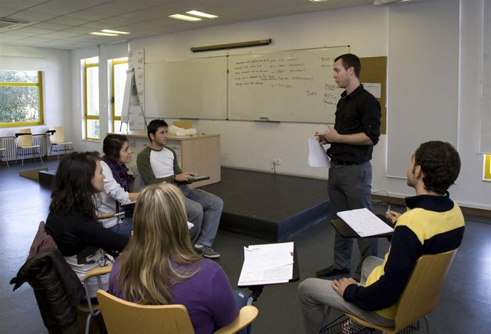 cursos ingles UIMP