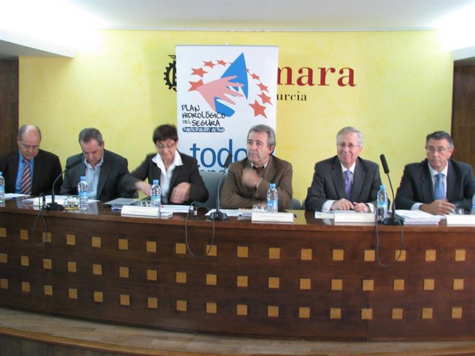 Asistentes a la reunión