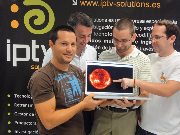 El equipo de IPTV presenta su proyecto para desarrollar un servidor de imágenes 