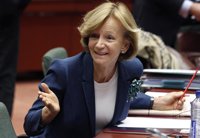 Salgado dice que el Banco de España intervendrá si las fusiones de las cajas no terminan antes de fin de año