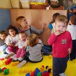 Niños en una guardería.
