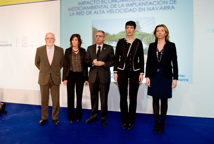 Morlán, Torres, el Presidente Sanz, Sáinz y Alba, en el acto de presentación del