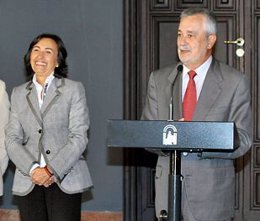 La ministra de Medio Ambiente y Medio Rural y Marino, Rosa Aguilar, y el preside