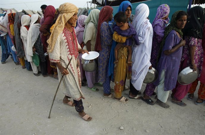 Desplazados por las inundaciones en Pakistán