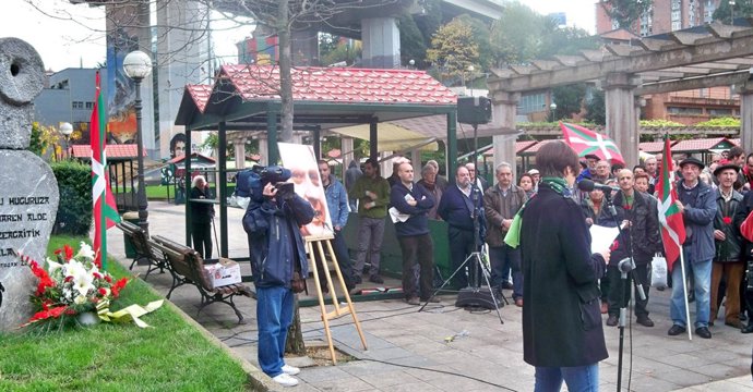 Homenaje a Brouard y Muguruza.
