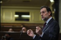 Rajoy exhibe al PP como garantía contra los "referéndum"