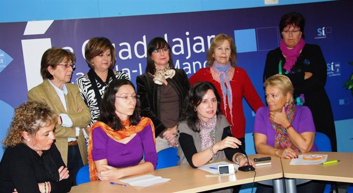 Ndep PSOE Exige Cospedal Repruebe A Portavoz Parlamentaria PP Y Demuestre Se Cre