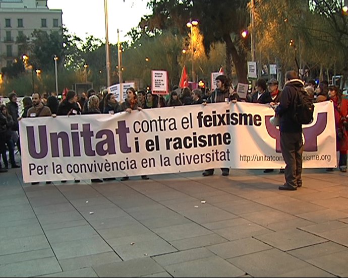 Mil ciudadanos claman contra el fascismo