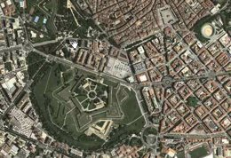 Vista aérea de la Ciudadela de Pamplona y su entorno.