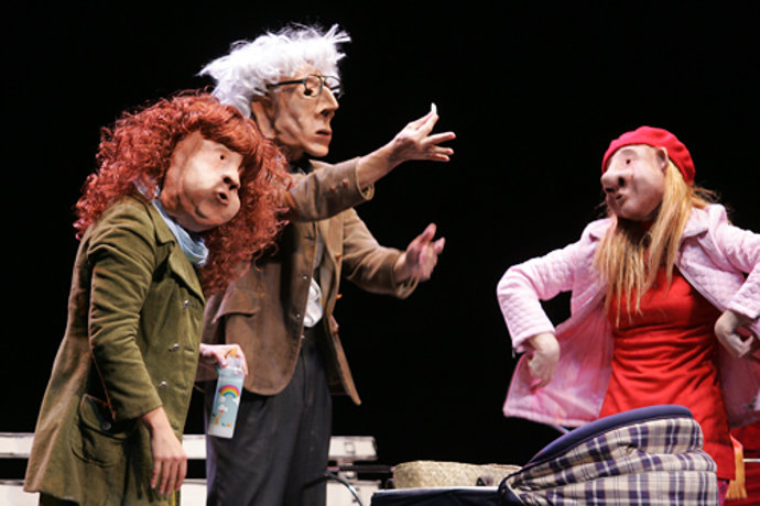 Imagen del espectáculo 'Delirios de papel'.