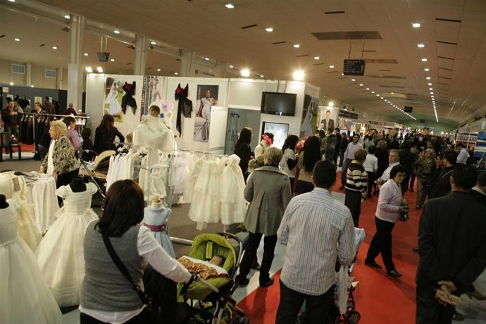 Asistentes a la feria