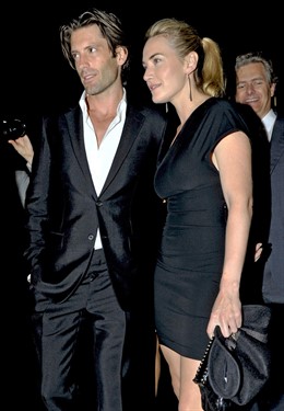 El modelo Louis Dowler y la actriz Kate Winslet