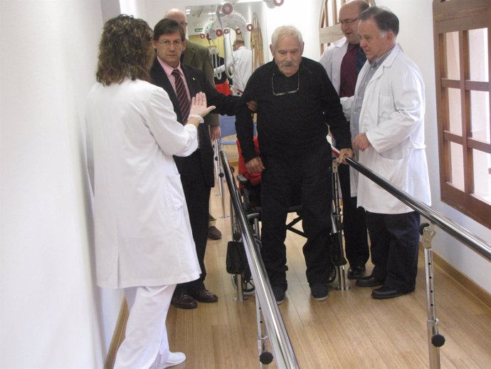 Vicens Thomàs durante la visita al nuevo Hospital General 