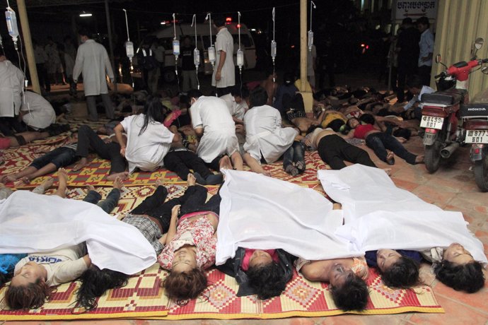 Camboyanos muertos durante una estampida