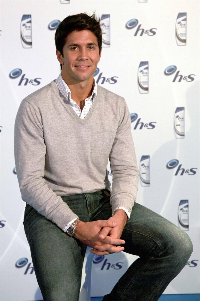 Posado de Fernando Verdasco como nueva imagen del champú H&S anticaspa