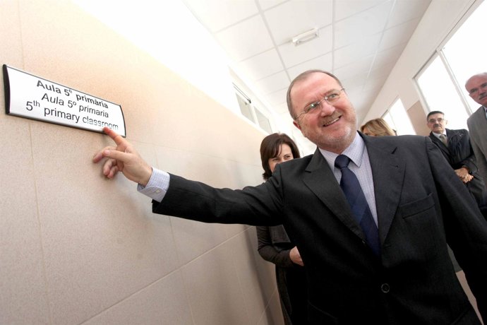 El conseller Font de Mora en Catarroja