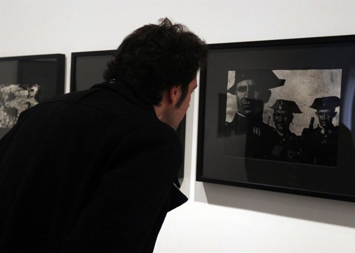 Exposción de posguerra en el Reina Sofía