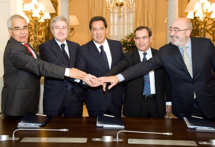 Firma de la integración de Cajasol en Banca Cívica
