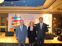 Salvador Pendón, Ana Gómez y Roque Manchado presentan la Costa del Sol en Zarago
