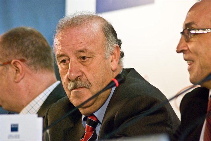 vicente del bosque, seleccionador nacional, desayunos informativos COI