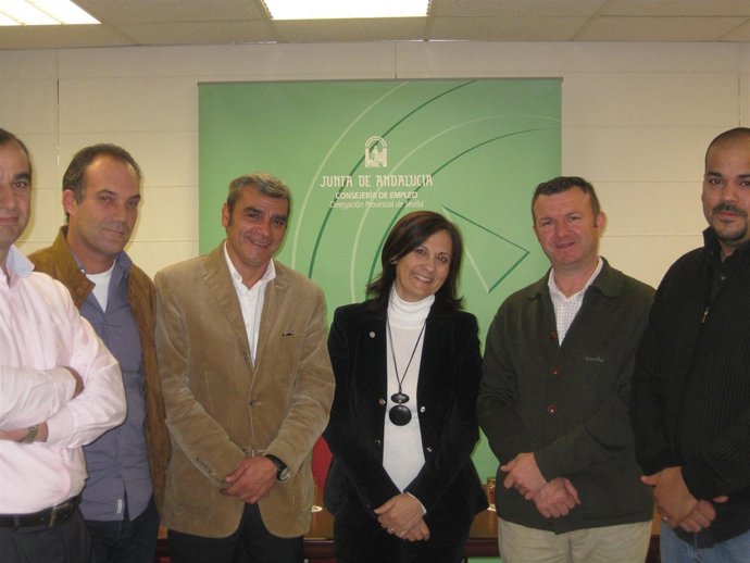 Cosano con los representantes de las partes del ERE.