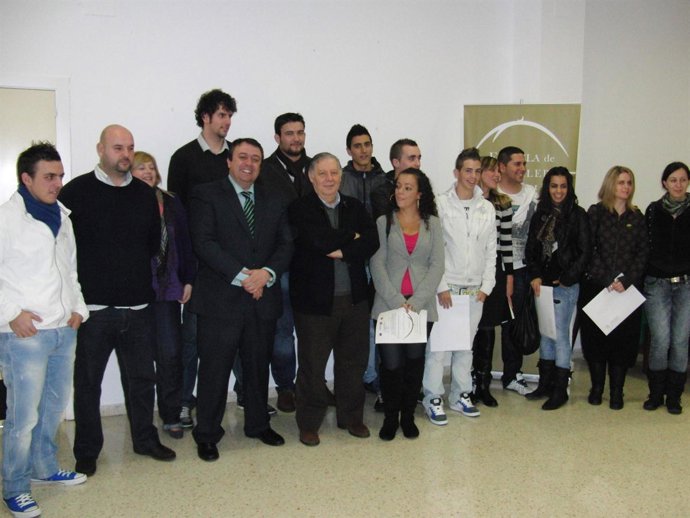 Muñoz con los alumnos de la Escuela de Hostelería