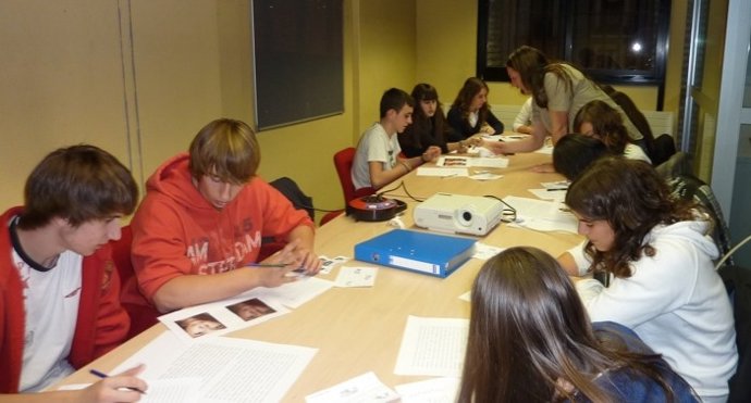 Alumnos participan en el primer curso 'Avatar Challenge' en Pamplona.