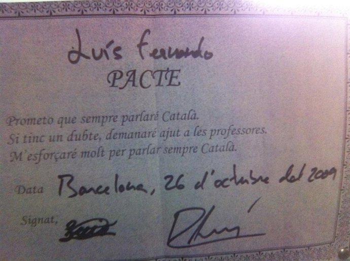 El contrato donde el niño promete hablar catalán