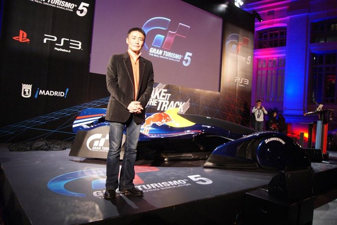 Kazunori Yamauchi en la presentación de GT5