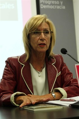 Primer plano de Rosa Díez