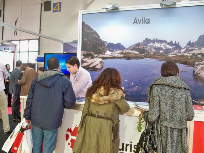 Expositor de Ávila en la feria Intur.