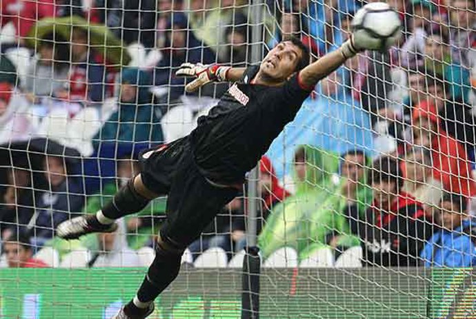 Gorka Iraizoz, rojiblanco hasta 2015