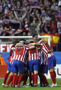 El Atlético busca los puestos de Champions frente al Espanyol 