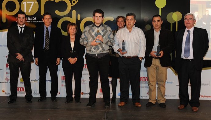 Nota De Prensa: Cinco Granjas Navarras Consiguen Premio En Los Porc D'or 2010