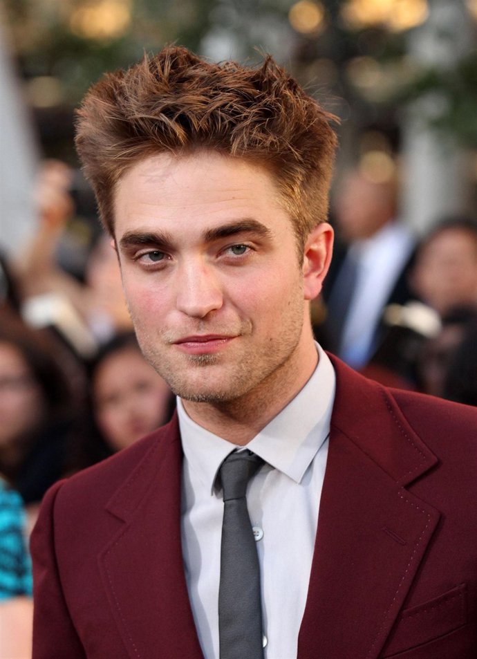 Robert Pattinson