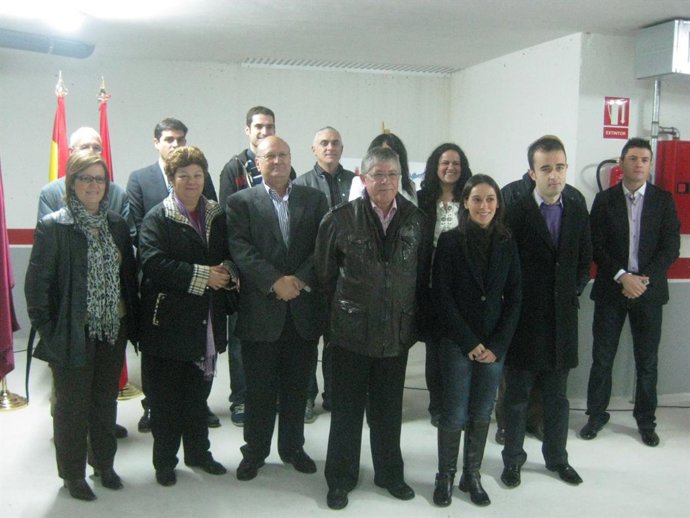 El Ayuntamiento entrega las llaves de nueve viviendas de protección pública para