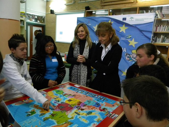 La directora general de Participación educativa de la Consejería de Educación, A