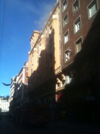 Una estufa provoca un fuego en un piso en el centro de Santander