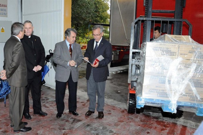 CAJA MEDITERRÁNEO DONA 15.000 KILOS DE ALIMENTOS A CÁRITAS DE LA REGIÓN DE MURCI