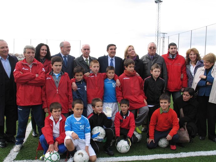 FOTOGRAFÍA. LA JUNTA DESTINA 1,3 MILLONES A LA AMPLIACIÓN DEL PARQUE DE INSTALAC