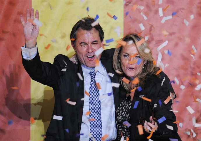Artur Mas gana las elecciones