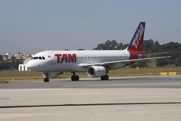 Avión de TAM