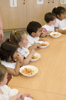 Escolares de 0-3 años del Centro Infanta Leonor de Milagro. 