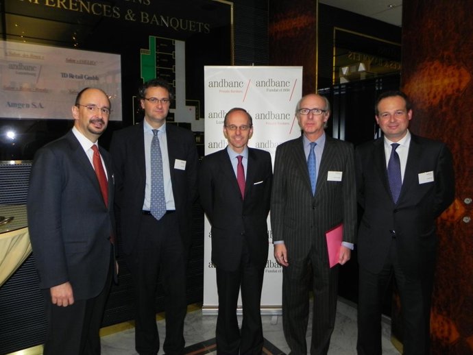 De izquierda a derecha, Philippe Esser, director general Andbanc Luxemburgo; Jor