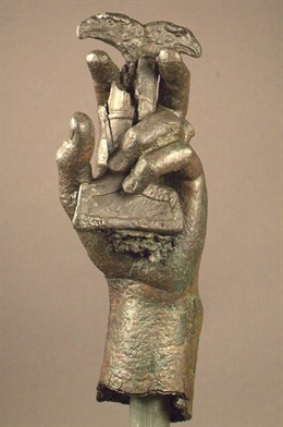 Una doble cabeza de águila romana hallada en Lucentum